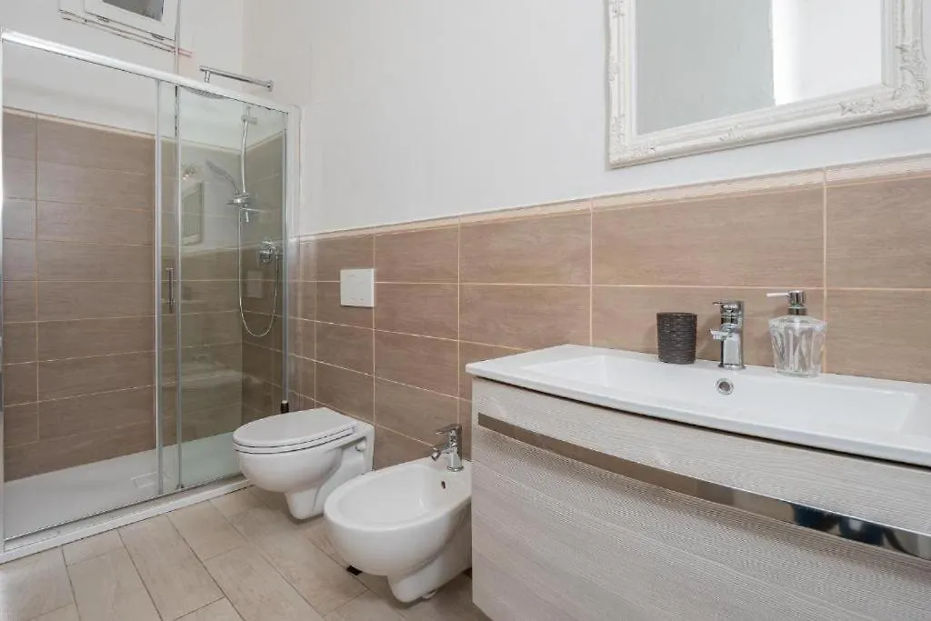 아파트 Bellissimo Appartamento Con Veranda Privata Al Centro Di 포르투로톤도